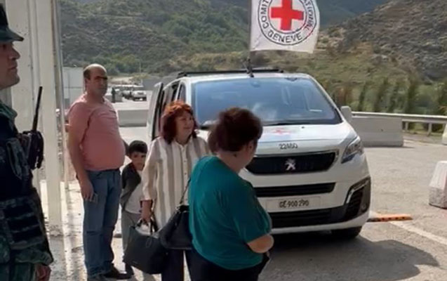 “Laçın” buraxılış məntəqəsində 4 erməni sakinin sərbəst keçidi təmin edildi - VİDEO