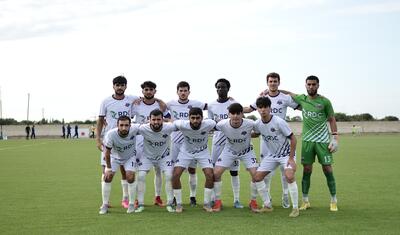 Bu liqada futbolçunun ayağını iki yerdən sındırdılar -