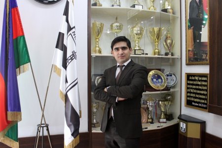 "Heç kim "Neftçi"də elə-belə, havayı maaş ala, 3-4 aydan artıq qala bilməz"