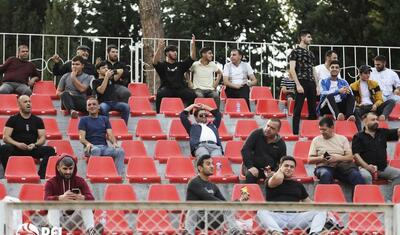 Qızlar onları izləməyə gəldi, meydanda gərgin anlar yaçandı -