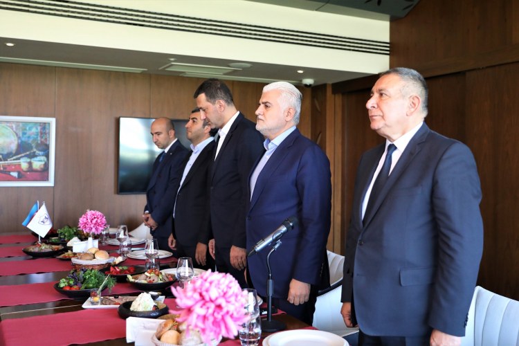 "Qurban Qurbanovun bizim yanımızda olması lazımdır"