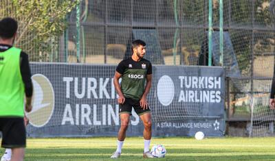 O da "Neftçi"yə qoşuldu, Mutu köməkçiləri ilə məsləhətləşdi  -