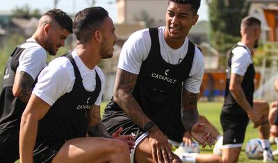 "Neftçi": Mutu futbolçuların üzünü güldürdü, səfər tezləşdi -