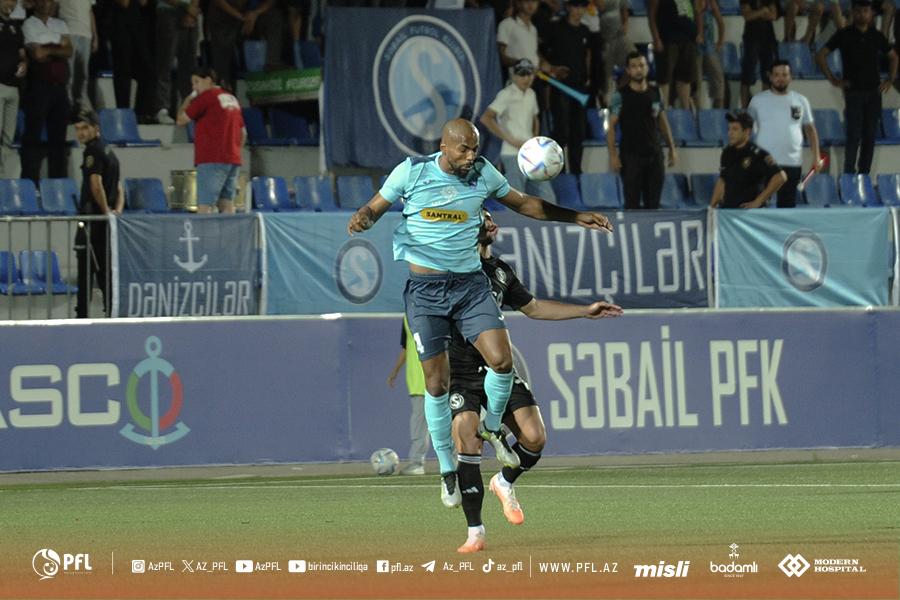 Premyer Liqada ən çox çətinlik çəkdiyi futbolçu kimdir?