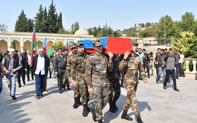 Daşaltıda itkin düşən şəhidimiz 31 il sonra dəfn olundu - FOTOLAR