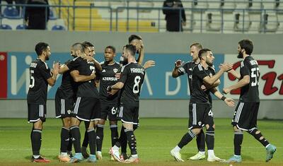 "Qarabağ" beşinə "hə", beşinə "yox" dedi -
