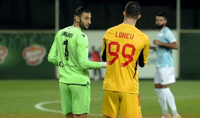 "Qarabağ" beşinə "hə", beşinə "yox" dedi -