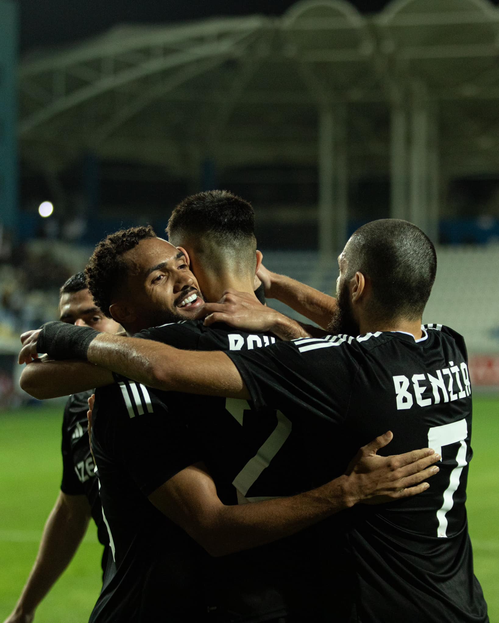 "Qarabağ" "Neftçi"yə çatdı