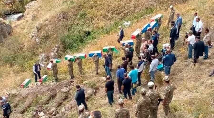 “Düşmən tərəf mina xəritələri və kütləvi məzarlıqlarla bağlı bizə məlumat vermir”