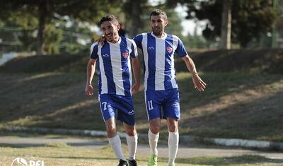 Şəkili futbolçudan bir gözəl qol -