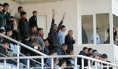 Şəkili futbolçudan bir gözəl qol -