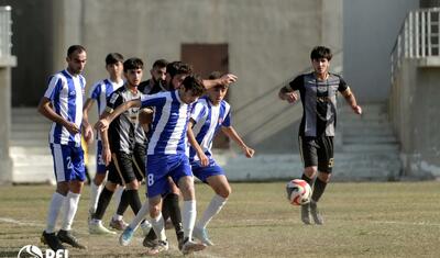 Şəkili futbolçudan bir gözəl qol -
