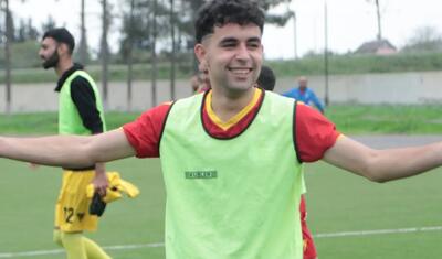 MARAQLI OLAY: Məğlubiyyətdən “doyan” rayon camaatı komandanı bu cür yola saldı -