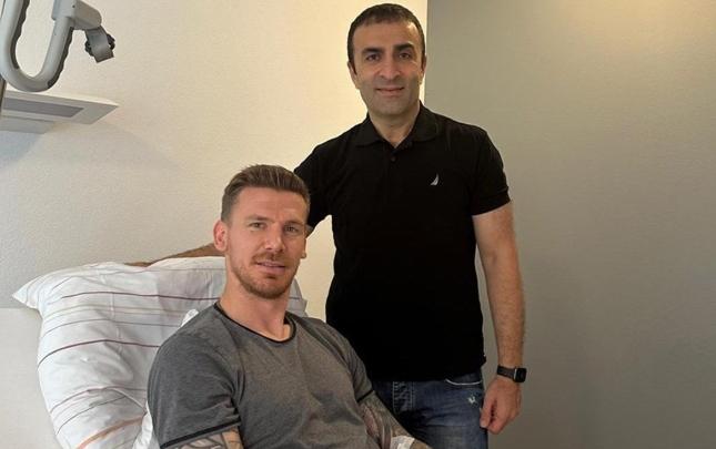 "Fənərbaxça"nın futbolçusu əməliyyat olundu