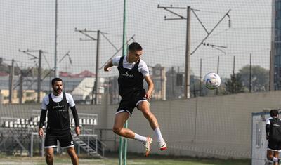 "Neftçi"nin isveçli yeni idman direktoru komanda ilə tanış oldu -