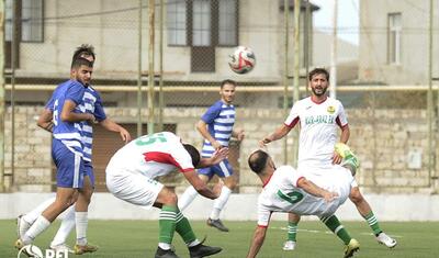 Azərbaycanda stadionun üzərindən təyyarə uçdu, kədərli gözlər sevincdən yaşardı -
