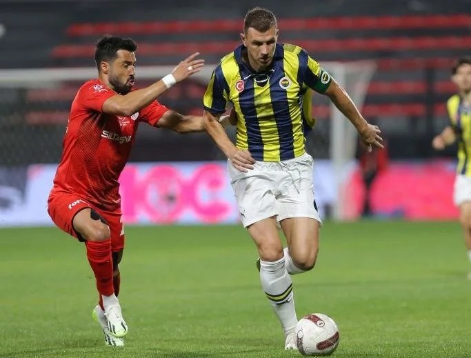 Super Liqada rekorda imza atdı -