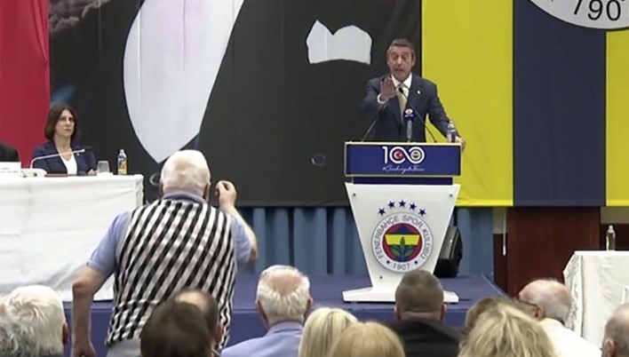 Klub prezidenti tanınmış jurnalistin sualına əsəbiləşdi, iclasdan qovdu! - VİDEO+FOTOLAR