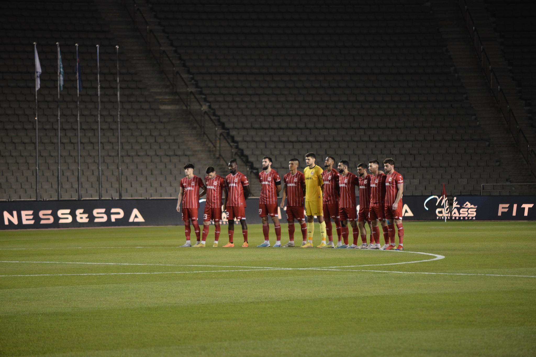Qəzəbləndilər, futbolçulara "dişlərinin dibindən çıxanı" dedilər – Eşitdilər, dinmədilər