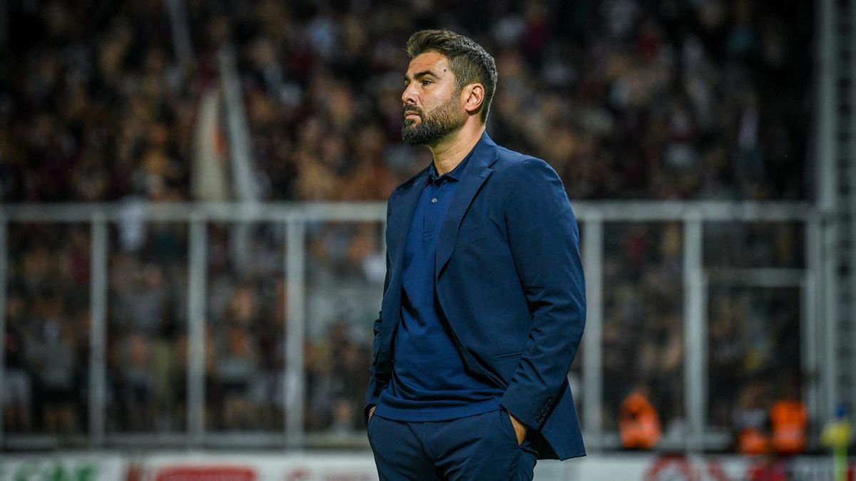 "Neftçi"nin baş məşqçisi susdu: "Yaxşı sualdır, amma cavabım yoxdur"