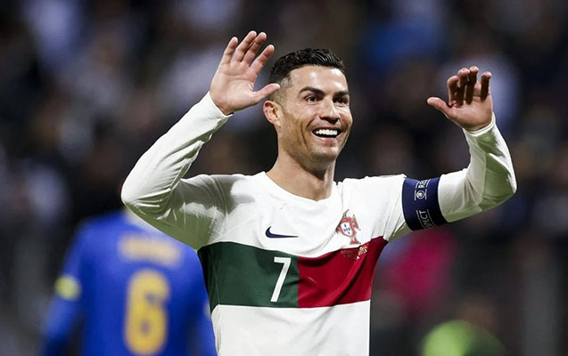Ronaldodan daha bir...