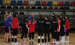 https://www.sportinfo.az/idman_xeberleri/voleybol/185050.html