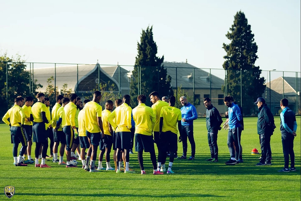 Yeni baş məşqçidən ən son mesaj: "Futbolçular bunu dərk etsələr..."