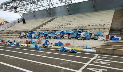 12 il əvvəl bu rayonda tikilmiş stadionu indi necə sökürlər? -