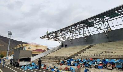 12 il əvvəl bu rayonda tikilmiş stadionu indi necə sökürlər? -