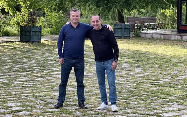 Bizim İlkin…