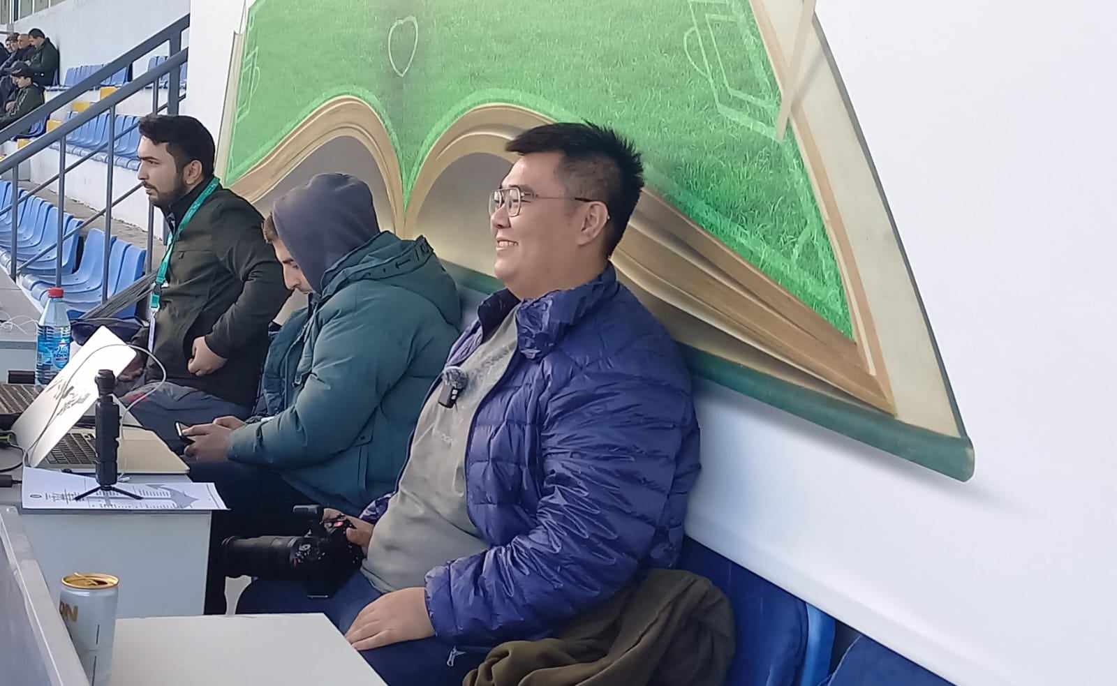 Premyer Liqa oyununda çinli sürpriz qonaq - FOTO
