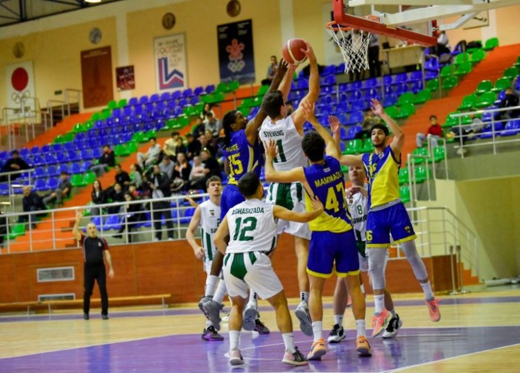 Azərbaycan Liqasında 1 xalın "söhbəti getdi"