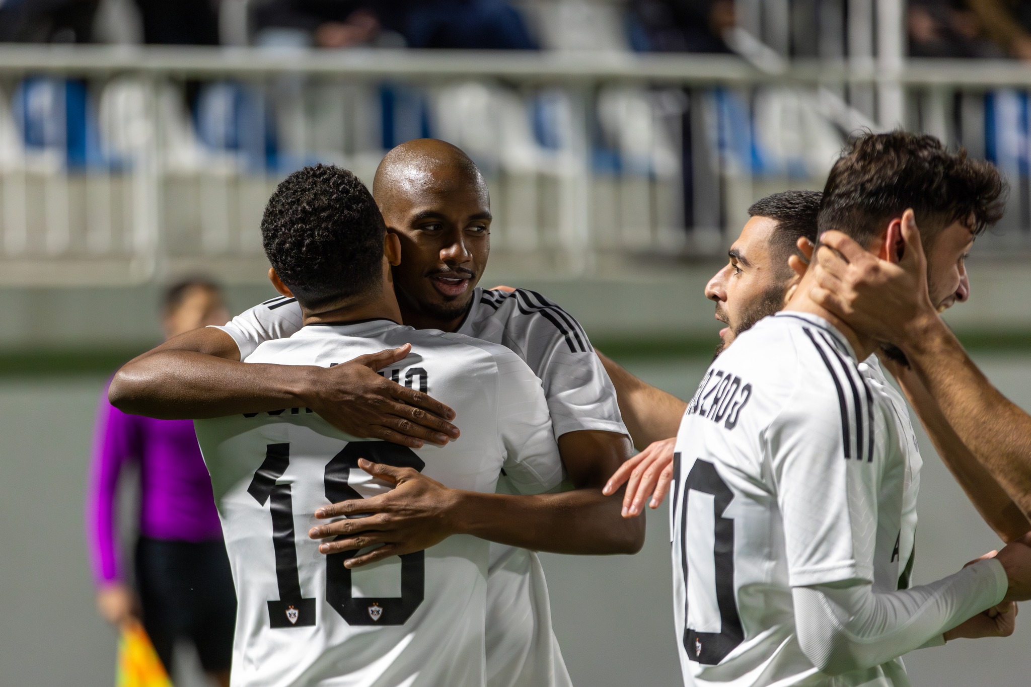 "Qarabağ" Bakıda məşq edəcək, Qurban Qurbanov Norveçdə danışacaq