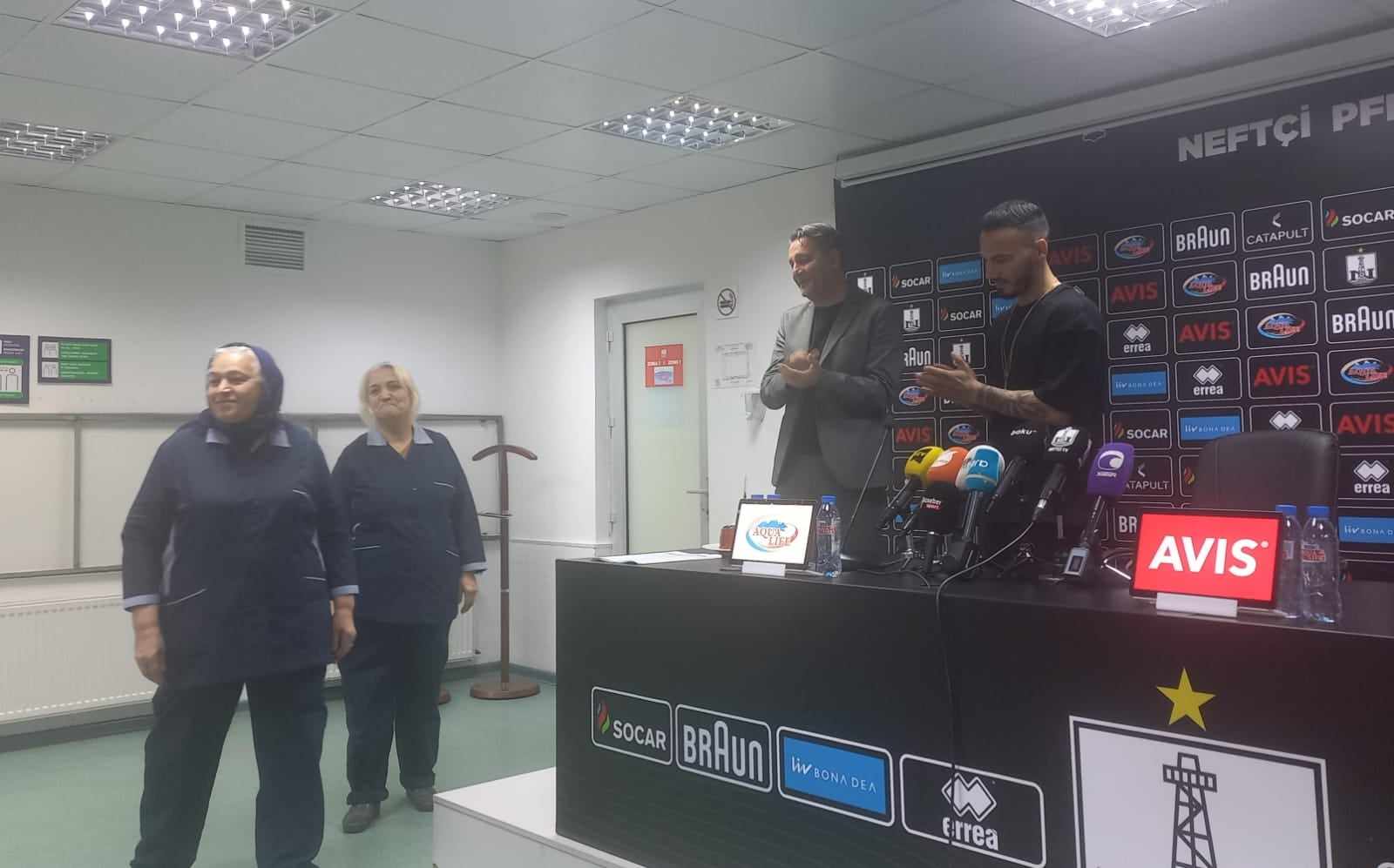 XOŞ SÜRPRİZ! “Neftçi”nin futbolçusu danışdığı yerdə... FOTOLAR