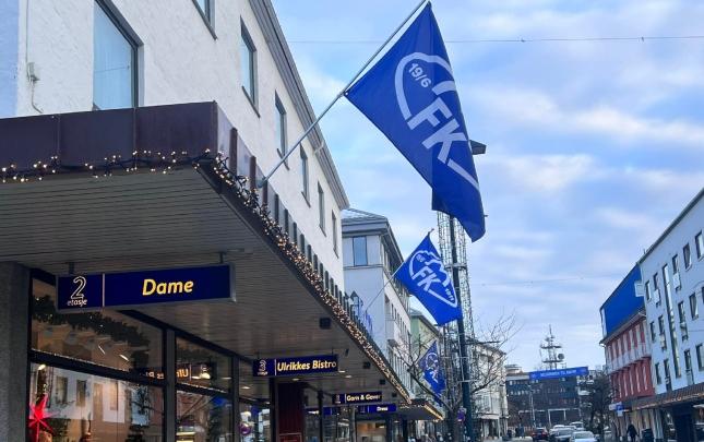 “Qarabağ”a görə küçələri “Molde” bayrağı ilə bəzədilər - FOTOLAR