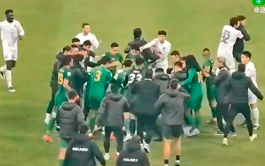 Şeydayev ona qarşı vəhşilik edən çinli futbolçulara mesaj göndərdi: “Ünvanı göndərin” - VİDEO+FOTO