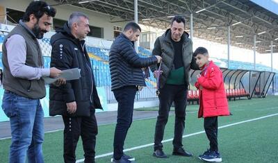 Ehtiram Quliyev çempion komandaya diqqət göstərdi -