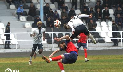 "Karvan"dan "İrəvan"a gedən 2 "yol" -