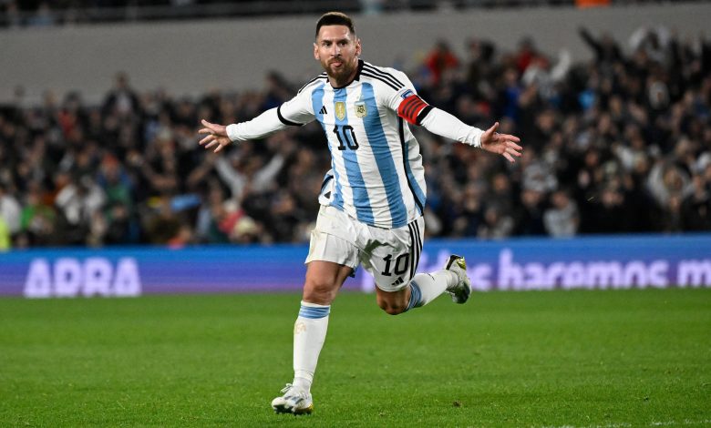 83 ildən sonra Messi...