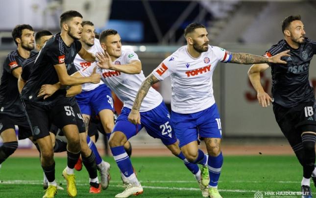 Problemli Mahir Emreli tribunada əyləşdj, "Dinamo" derbi matçında xal itirdi - VİDEO