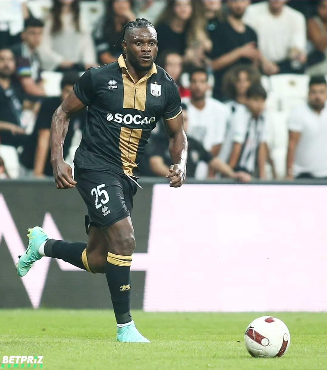 "Neftçi"də yolların ayrıldığı nigeriyalı forvarda elə iş təklif etdilər ki...