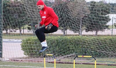 "Araz-Naxçıvan" burada, bəs legionerləri harada? -