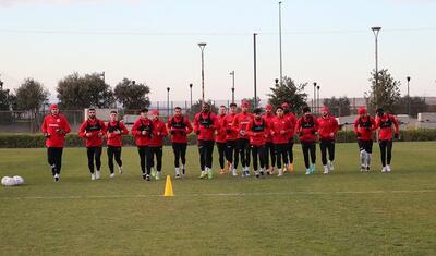 "Araz-Naxçıvan" burada, bəs legionerləri harada? -