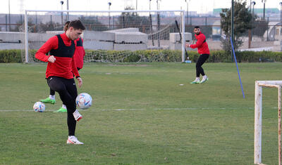 "Araz-Naxçıvan" burada, bəs legionerləri harada? -