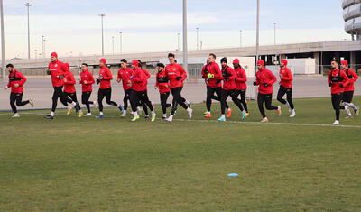 "Araz-Naxçıvan" burada, bəs legionerləri harada? -