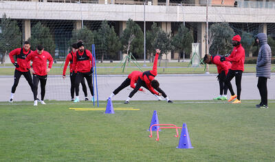 "Araz-Naxçıvan" burada, bəs legionerləri harada? -