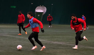 Qəbələyə qar yağdı, "Araz-Naxçıvan" qapalı məkana üz tutdu -