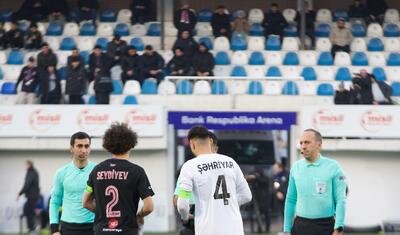 Azərbaycanda komandanı idman direktoru meydana çıxardı -