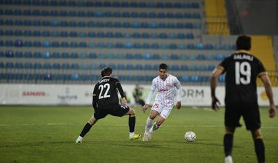 "Neftçi"ni "soyuq duş"a "qonaq" edən əl -
