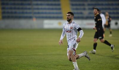 "Neftçi"ni "soyuq duş"a "qonaq" edən əl -